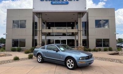2008 Ford Mustang Deluxe