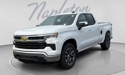 2023 Chevrolet Silverado LT L