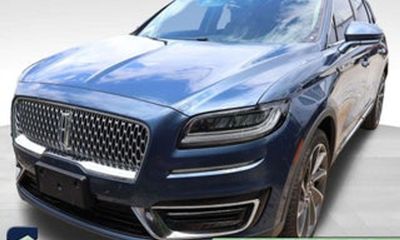 2019 Lincoln Nautilus Reserve