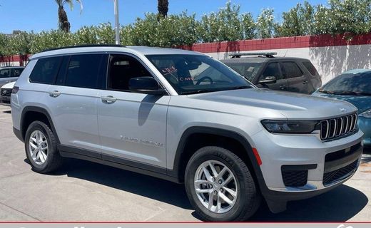2024 Jeep Grand Cherokee L Laredo