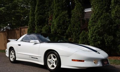 1994 Pontiac Firebird Trans AM 25TH