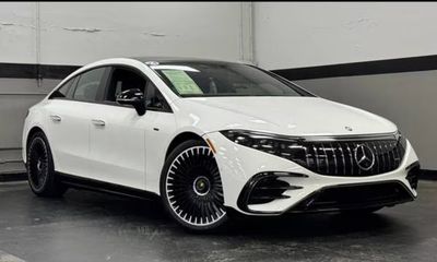 2024 Mercedes-Benz EQS-Class Sedan AMG EQS 4
