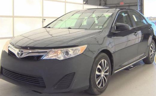2013 Toyota Camry LE
