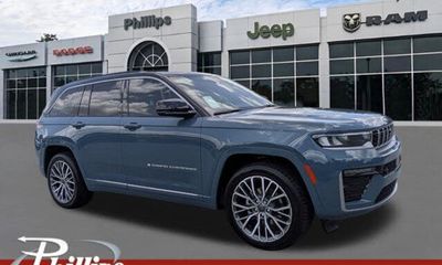2026 Jeep Grand Cherokee Summit