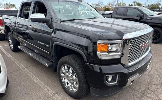 2015 GMC Sierra Denali