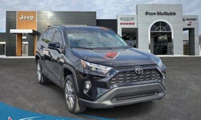 2020 Toyota RAV4 XLE Premium