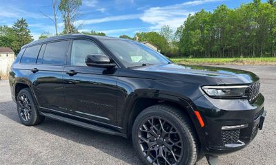2023 Jeep Grand Cherokee L Summit Reserve