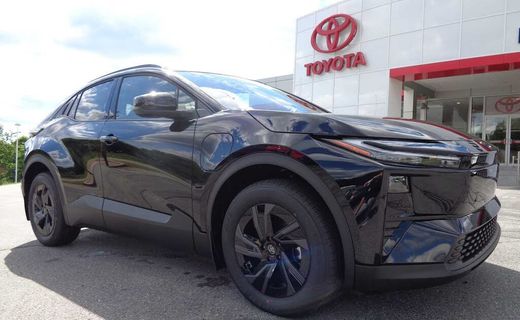 2026 Toyota C-HR SE