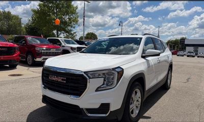 2024 GMC Terrain SLE