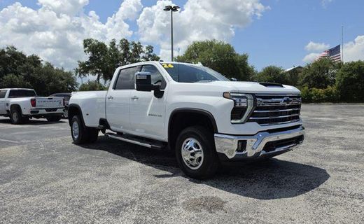 2026 Chevrolet Silverado HD LTZ