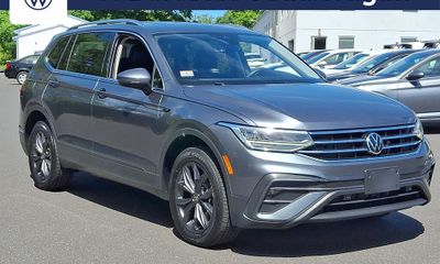 2023 Volkswagen Tiguan 4Motion SE