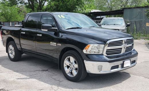 2016 Ram 1500 SLT