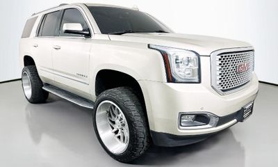 2016 GMC Yukon Denali