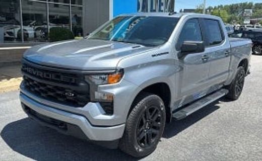 2026 Chevrolet Silverado Custom