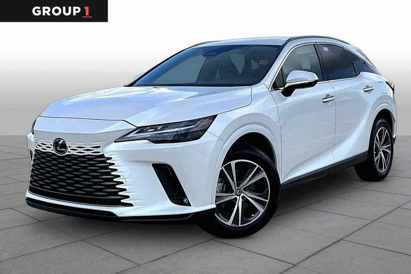 2025 Lexus RX — a typically priced live listing