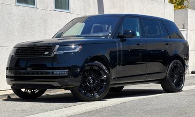 2023 Land Rover Range SE