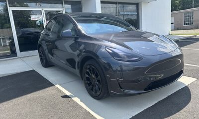 2024 Tesla Model Y Long Range Dual
