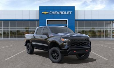 2024 Chevrolet Silverado Trail Boss Custom