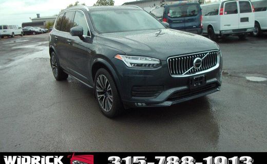 2021 Volvo XC90 Momentum