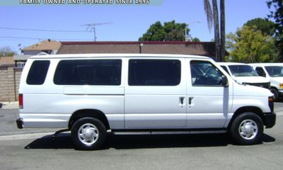 2013 Ford E-350 XL