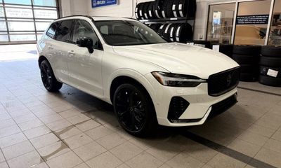 2026 Volvo XC60 Ultra Black Edition