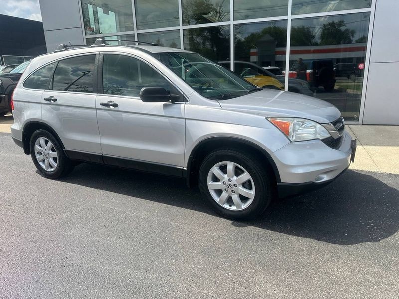2011 Honda CR-V — a typically priced live listing