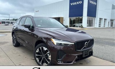 2026 Volvo XC60 Plus Dark