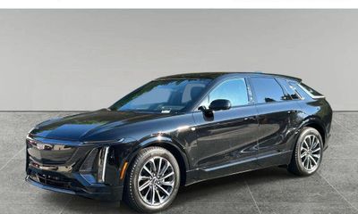 2026 Cadillac Lyriq Premium Sport