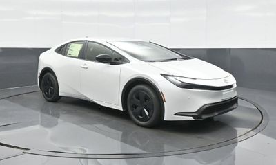 2026 Toyota Prius LE
