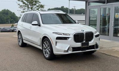 2024 BMW X7 xDrive40i