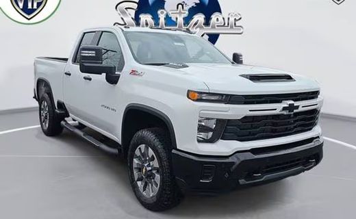 2026 Chevrolet Silverado HD Custom