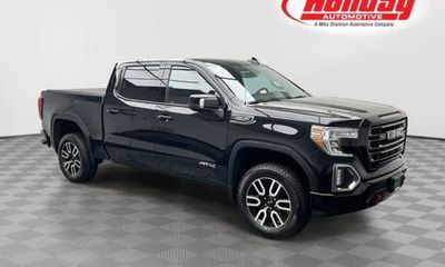 2021 GMC Sierra AT4