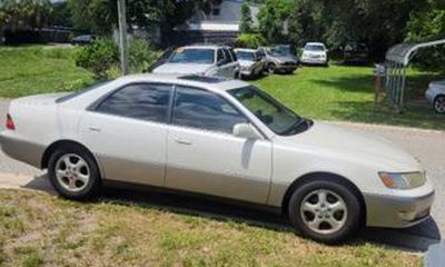 1998 Lexus ES 300