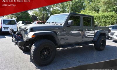 2023 Jeep Gladiator Sport