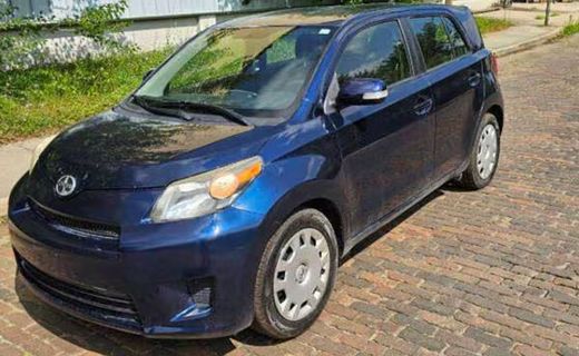 2013 Toyota Scion XD Base
