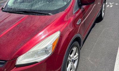 2015 Ford Escape SE