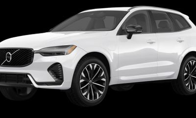 2026 Volvo XC60 Core