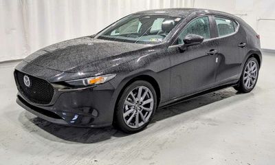 2025 Mazda MAZDA3 Preferred Package