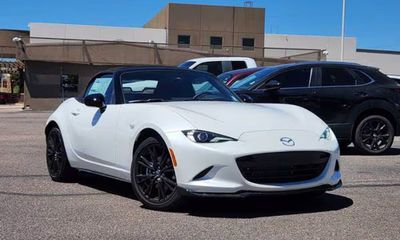 2026 Mazda MX-5 Club