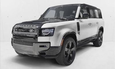 2026 Land Rover Defender 130 Limited Edition