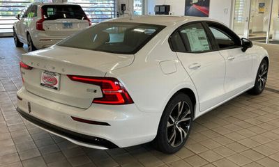 2024 Volvo S60 Core