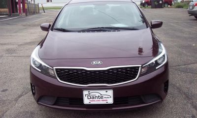 2017 Kia Forte LX Base