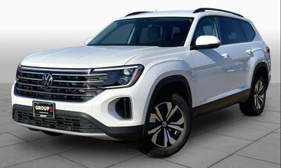 2026 Volkswagen Atlas SE