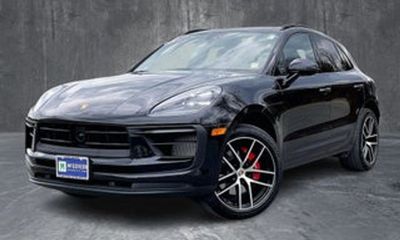 2025 Porsche Macan 4 Electric