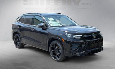 2026 Volkswagen Tiguan SE Black