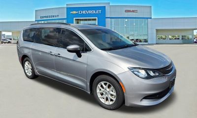2021 Chrysler Voyager LXI