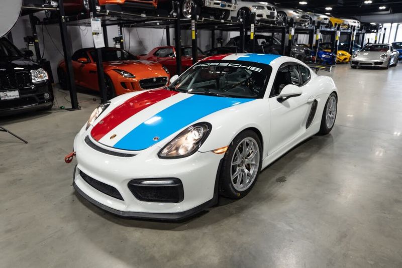 2016 Porsche Cayman — a typically priced live listing