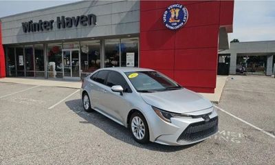 2022 Toyota Corolla LE