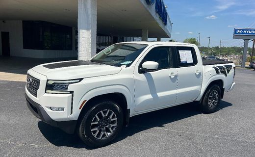 2024 Nissan Frontier SV