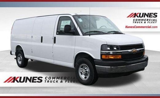 2026 Chevrolet Express EXT